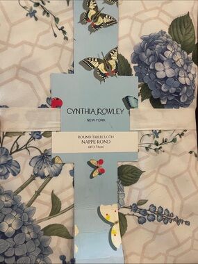Cynthia Rowley Blue and Green Hydrangea Round Tablecloth